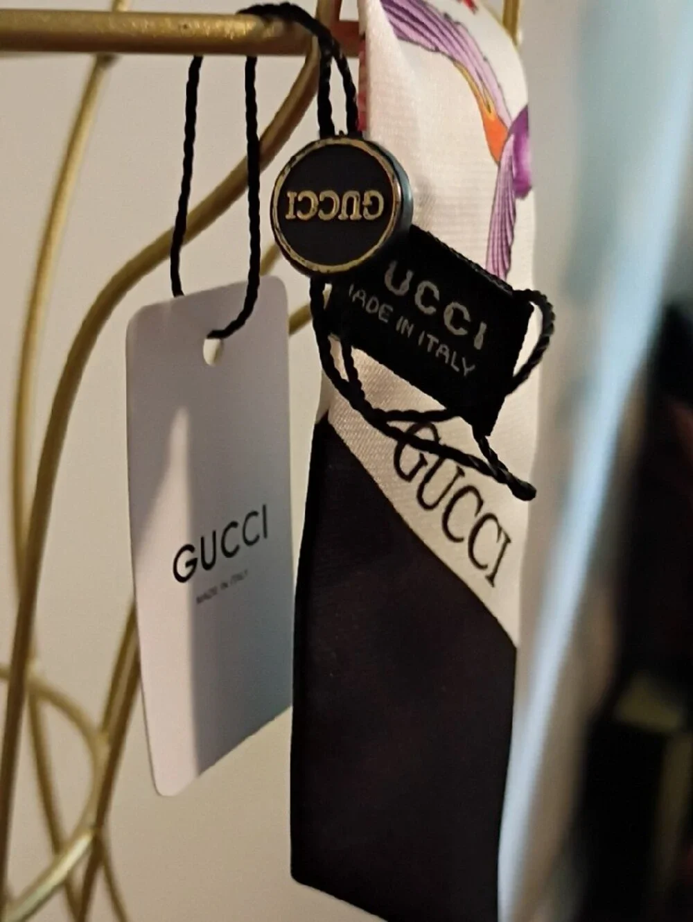 Gucci White Silk Floral Skinny Scarf with Black Tips